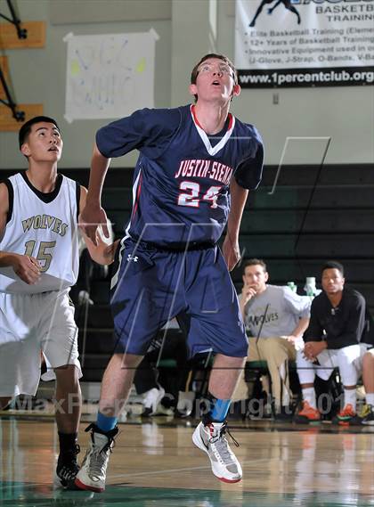 Thumbnail 2 in Justin-Siena vs. American Canyon (Ram Jam Winter Classic) photogallery.