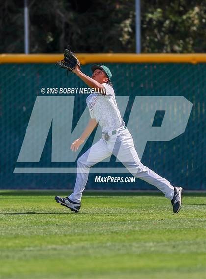 Thumbnail 1 in Hoover vs. Buchanan photogallery.