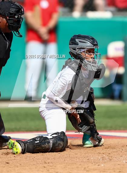 Thumbnail 1 in Hoover vs. Buchanan photogallery.