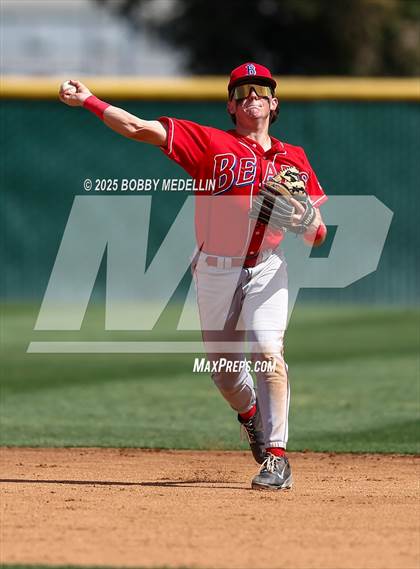 Thumbnail 1 in Hoover vs. Buchanan photogallery.