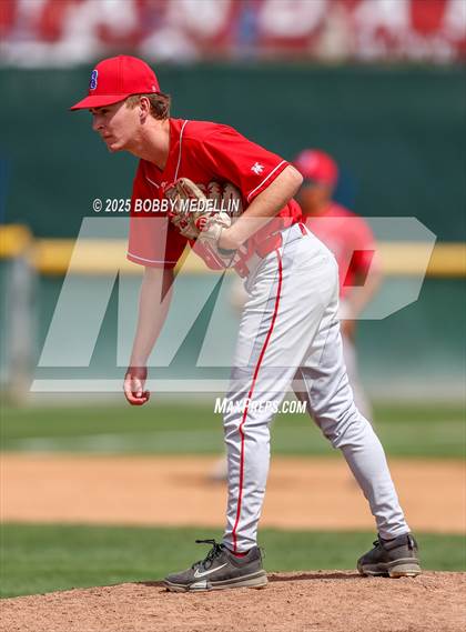 Thumbnail 1 in Hoover vs. Buchanan photogallery.