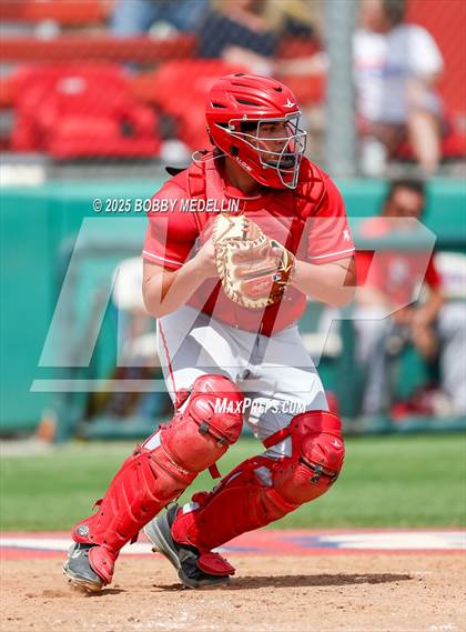 Thumbnail 1 in Hoover vs. Buchanan photogallery.