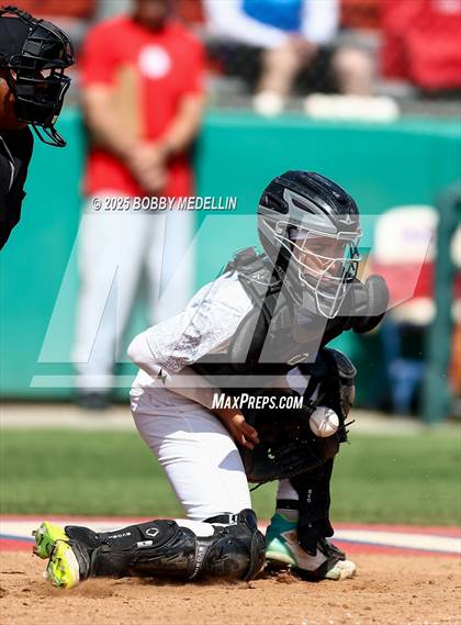 Thumbnail 1 in Hoover vs. Buchanan photogallery.