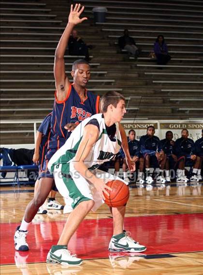 Thumbnail 2 in Bush vs. Berkner (McDonald's Texas Invitational) photogallery.
