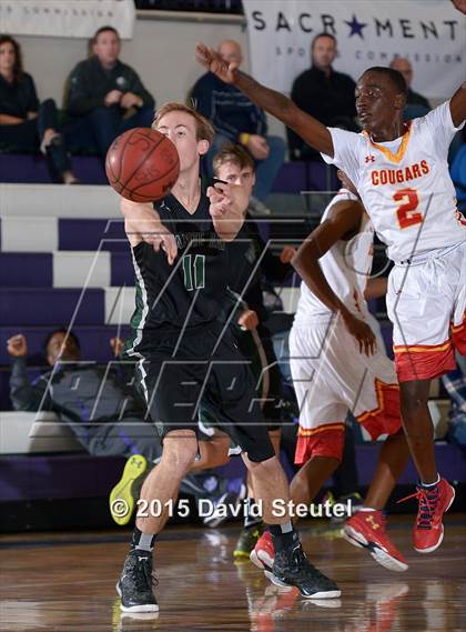 Thumbnail 2 in Granite Bay vs. Hawthorne (St. Hope Elite Classic) photogallery.