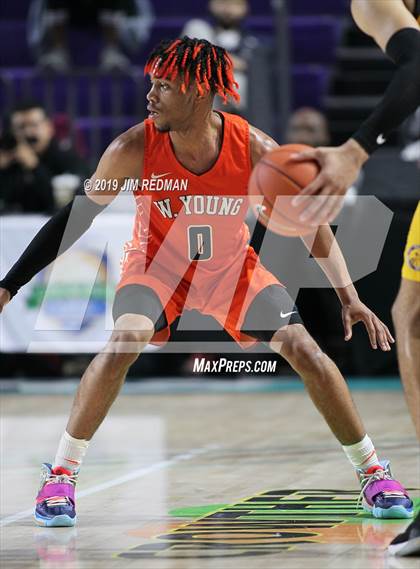 Thumbnail 1 in Montverde Academy vs. Whitney Young (City of Palms Classic) photogallery.