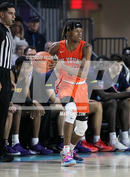 Thumbnail 3 in Montverde Academy vs. Whitney Young (City of Palms Classic) photogallery.