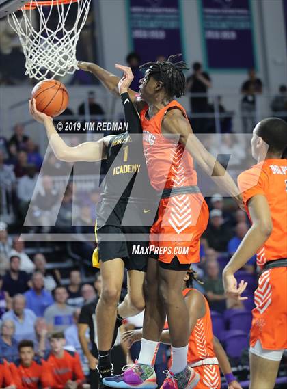 Thumbnail 3 in Montverde Academy vs. Whitney Young (City of Palms Classic) photogallery.
