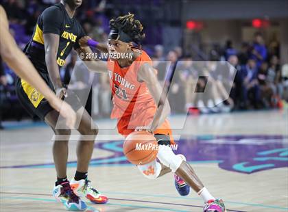 Thumbnail 3 in Montverde Academy vs. Whitney Young (City of Palms Classic) photogallery.
