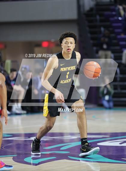 Thumbnail 2 in Montverde Academy vs. Whitney Young (City of Palms Classic) photogallery.