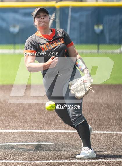Thumbnail 3 in Waterloo vs. Batavia (NYSPHSAA Section V Class B1 Finals) photogallery.