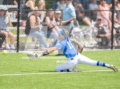 Thumbnail 2 in Waterloo vs. Batavia (NYSPHSAA Section V Class B1 Finals) photogallery.