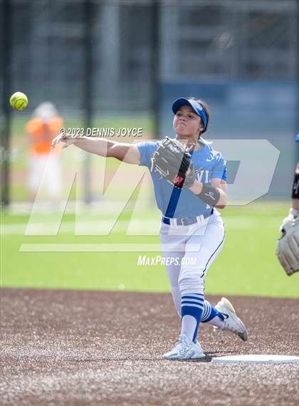 Thumbnail 3 in Waterloo vs. Batavia (NYSPHSAA Section V Class B1 Finals) photogallery.