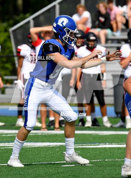 Thumbnail 1 in Darien vs Fairfield Warde photogallery.