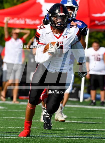 Thumbnail 1 in Darien vs Fairfield Warde photogallery.