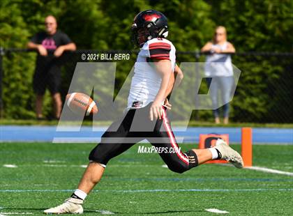 Thumbnail 3 in Darien vs Fairfield Warde photogallery.