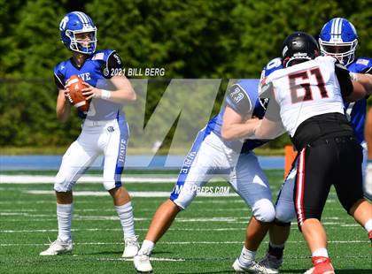 Thumbnail 2 in Darien vs Fairfield Warde photogallery.