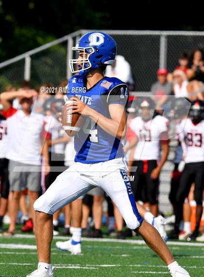 Thumbnail 1 in Darien vs Fairfield Warde photogallery.