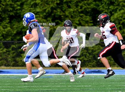 Thumbnail 3 in Darien vs Fairfield Warde photogallery.