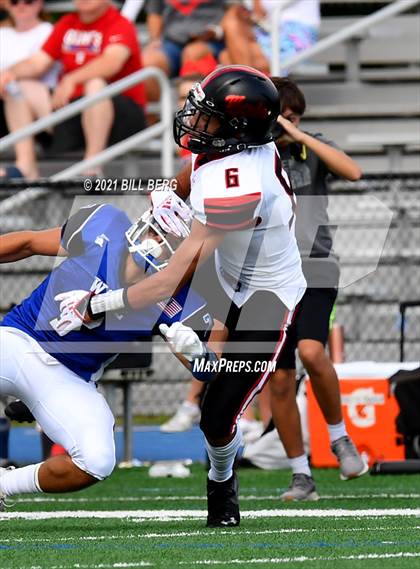 Thumbnail 1 in Darien vs Fairfield Warde photogallery.