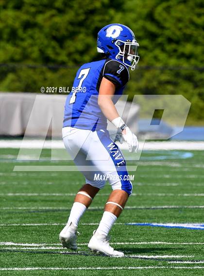 Thumbnail 2 in Darien vs Fairfield Warde photogallery.