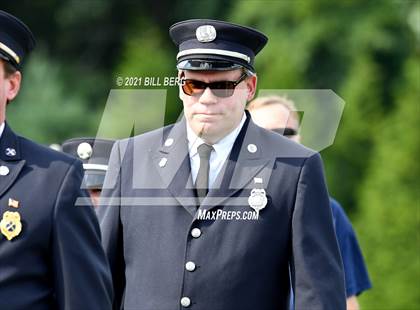 Thumbnail 2 in Darien vs Fairfield Warde photogallery.