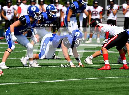 Thumbnail 1 in Darien vs Fairfield Warde photogallery.