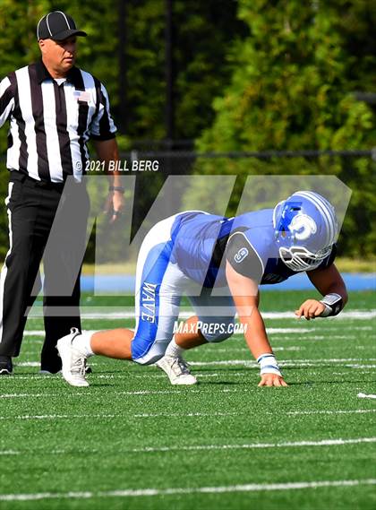 Thumbnail 1 in Darien vs Fairfield Warde photogallery.