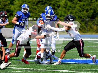 Thumbnail 2 in Darien vs Fairfield Warde photogallery.