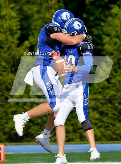 Thumbnail 2 in Darien vs Fairfield Warde photogallery.
