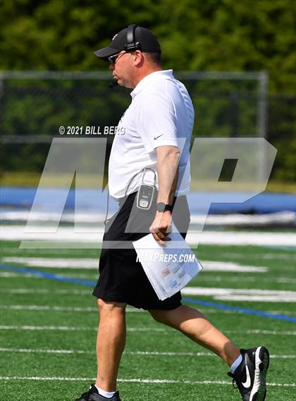 Thumbnail 3 in Darien vs Fairfield Warde photogallery.