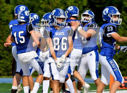 Thumbnail 2 in Darien vs Fairfield Warde photogallery.