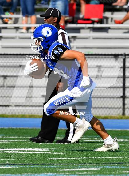 Thumbnail 1 in Darien vs Fairfield Warde photogallery.