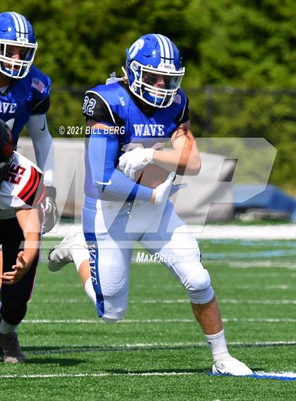 Thumbnail 2 in Darien vs Fairfield Warde photogallery.