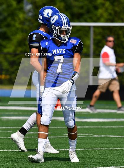 Thumbnail 2 in Darien vs Fairfield Warde photogallery.