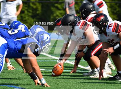 Thumbnail 2 in Darien vs Fairfield Warde photogallery.