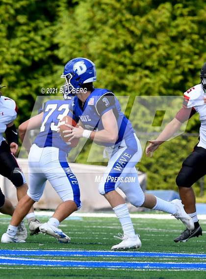 Thumbnail 2 in Darien vs Fairfield Warde photogallery.