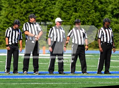 Thumbnail 3 in Darien vs Fairfield Warde photogallery.