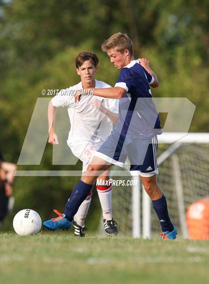 Thumbnail 1 in Oak Park @ Fort Osage photogallery.