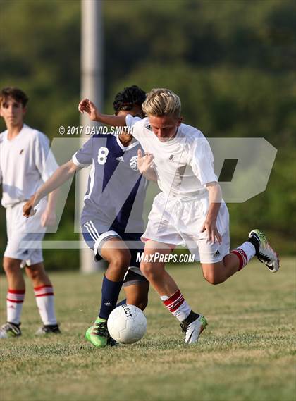 Thumbnail 3 in Oak Park @ Fort Osage photogallery.