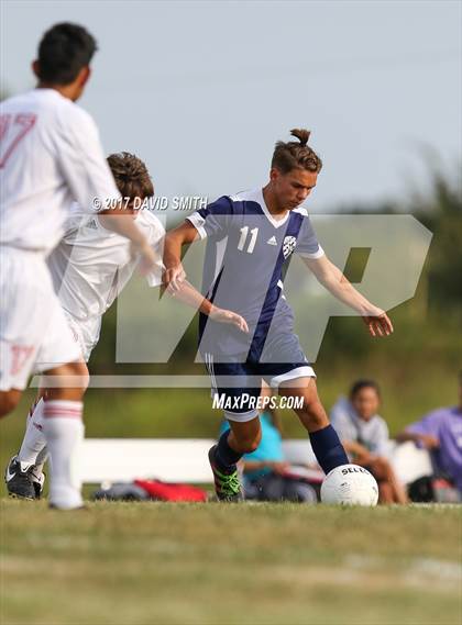 Thumbnail 3 in Oak Park @ Fort Osage photogallery.