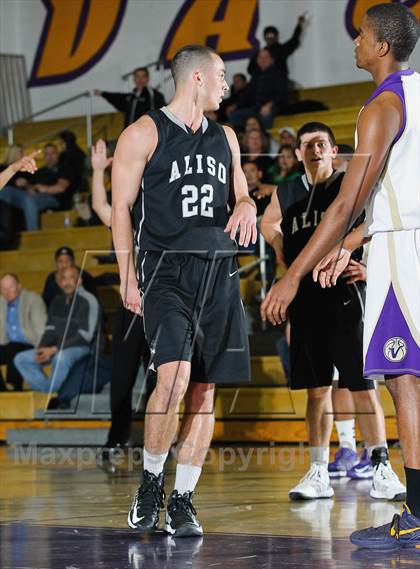 Thumbnail 1 in Aliso Niguel vs. Valencia (CIF SS Playoffs) photogallery.