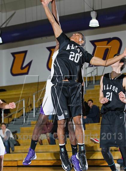 Thumbnail 3 in Aliso Niguel vs. Valencia (CIF SS Playoffs) photogallery.