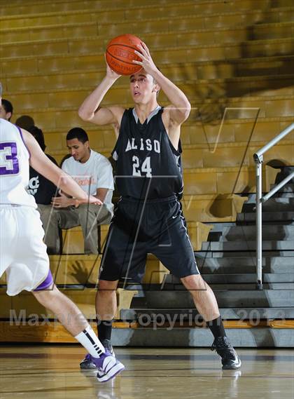 Thumbnail 1 in Aliso Niguel vs. Valencia (CIF SS Playoffs) photogallery.