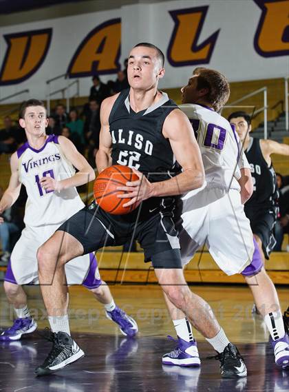 Thumbnail 2 in Aliso Niguel vs. Valencia (CIF SS Playoffs) photogallery.