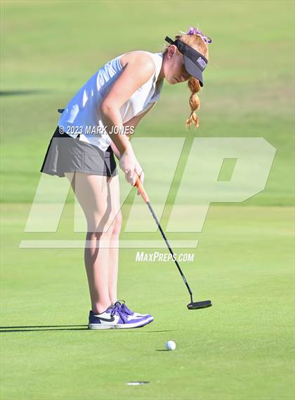 Thumbnail 3 in AIA DII Girls State Golf Championships photogallery.