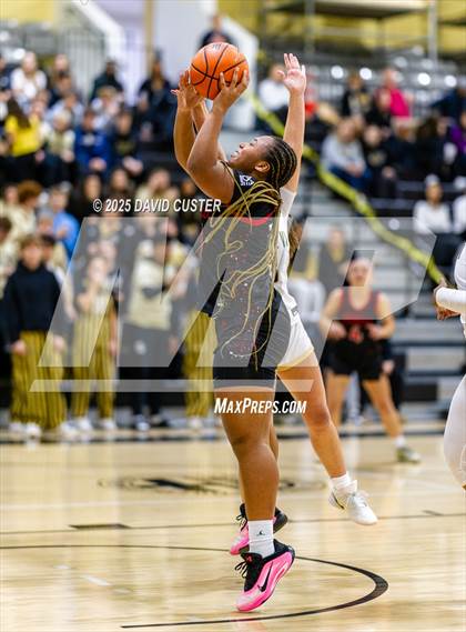 Thumbnail 3 in Sidwell Friends @ Paul VI photogallery.