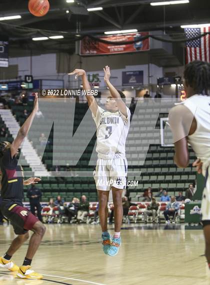 Thumbnail 3 in Mount Vernon vs Baldwin (NYSPHSAA Class AA Semifinal) photogallery.