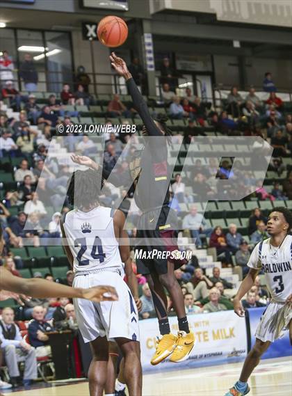 Thumbnail 2 in Mount Vernon vs Baldwin (NYSPHSAA Class AA Semifinal) photogallery.
