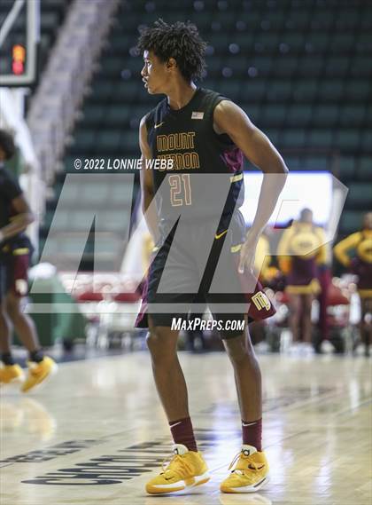 Thumbnail 1 in Mount Vernon vs Baldwin (NYSPHSAA Class AA Semifinal) photogallery.